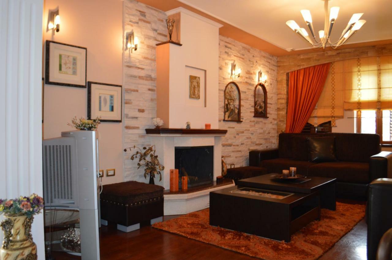 Vila Ss Kekezi Villa Gjirokaster Exterior photo